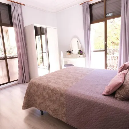 Ramos Konukevi Barselona